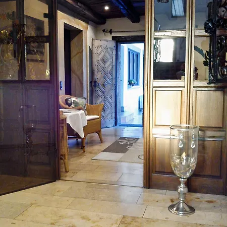 Burg Breuberg فندق